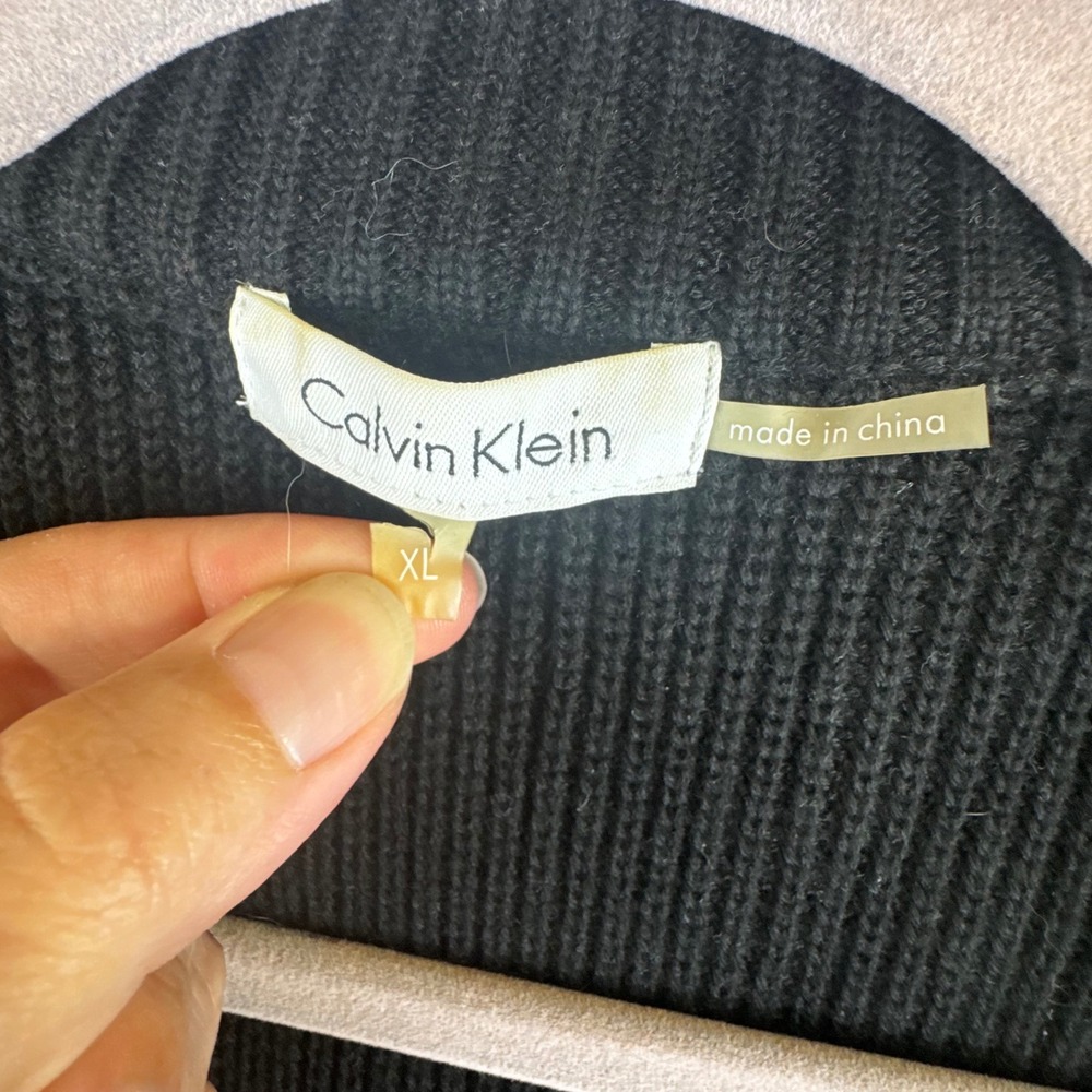 Calvin Klein Faux Fur Vest Womens XL Black Ribbed Knit Gold Buckle Zip (1617) - Picture 3 of 10